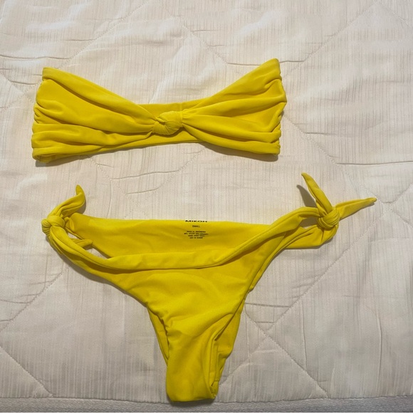 Mikoh two piece - Picture 2 of 3